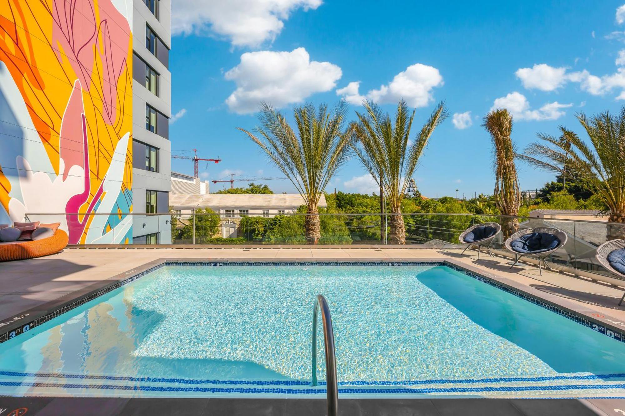 Aparthotel One Lux - West Hollywood Los Angeles