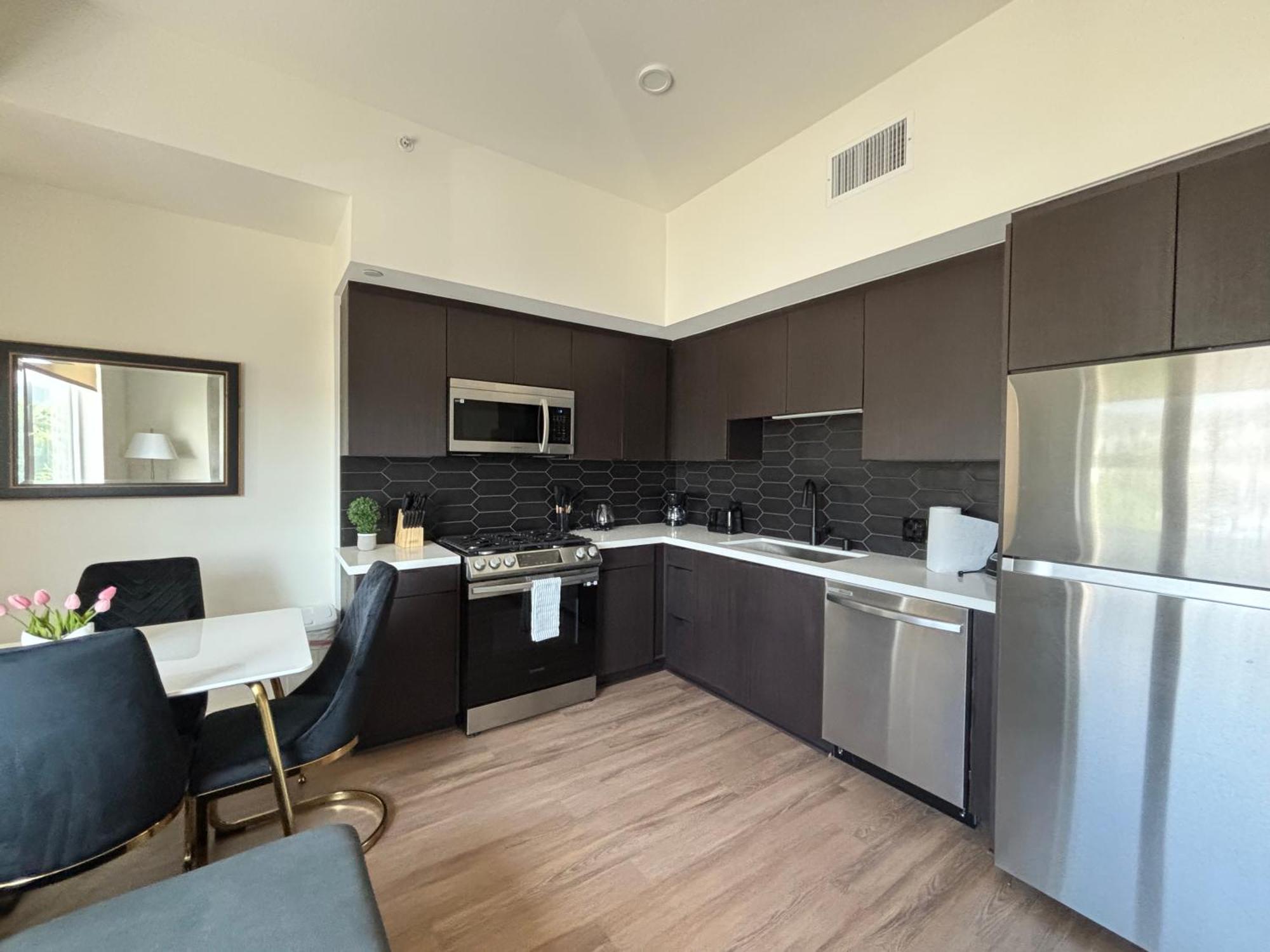 Aparthotel One Lux - West Hollywood *