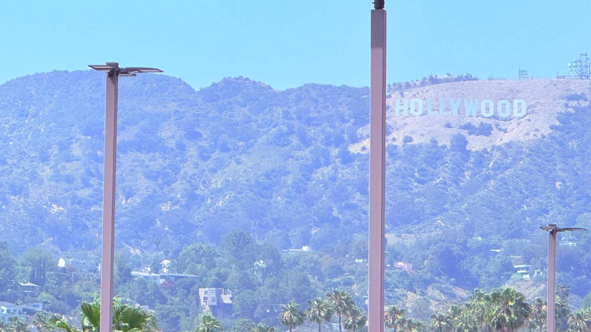 One Lux - West Hollywood Aparthotel *