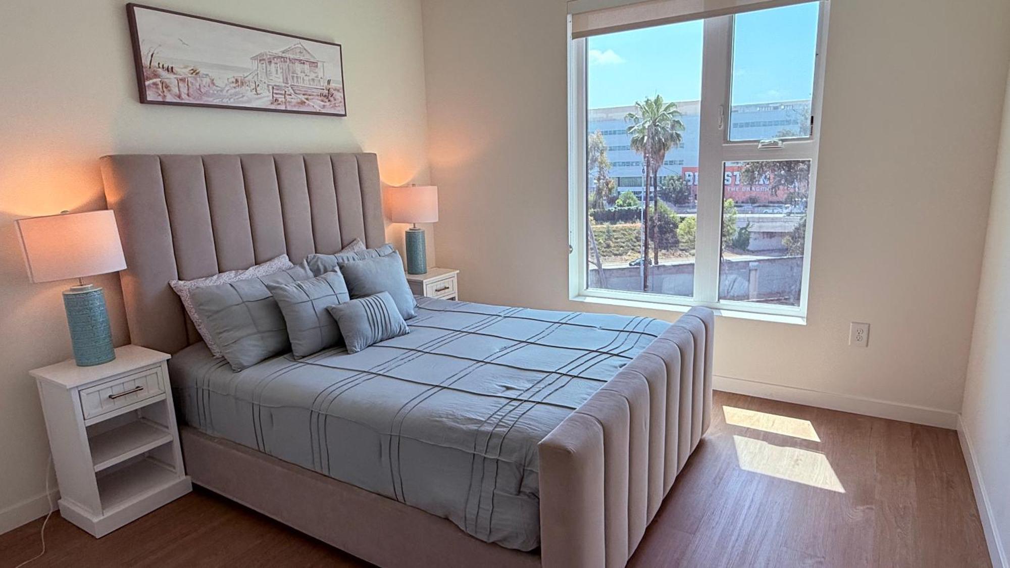 One Lux - West Hollywood Aparthotel *